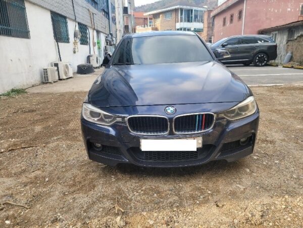 BMW 328i