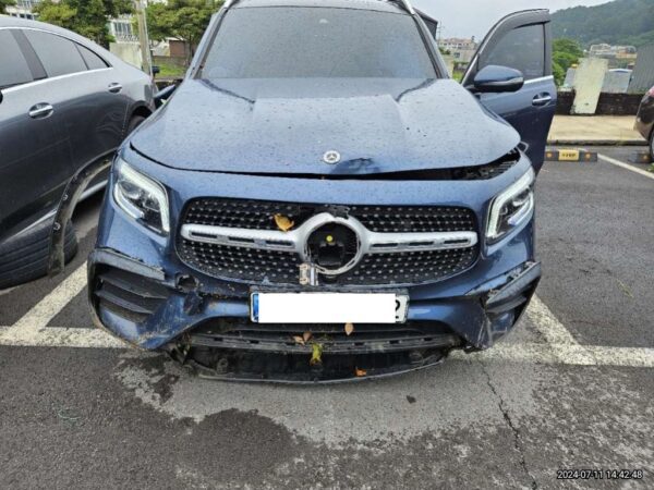 MercedesBenz GLB250 4MATIC