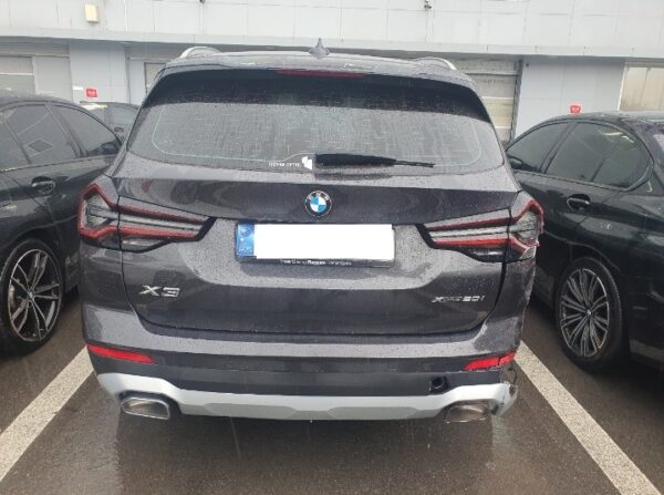 BMW X3 xDrive20i