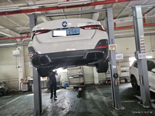 BMW i4 eDrive40 — 2022 model