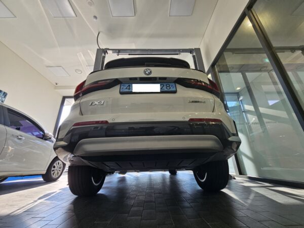 bmw ix1xdrive30 — 2023 model