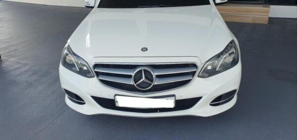 Benz E200 2015