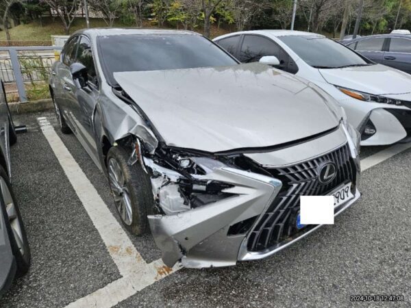 Lexus ES300h