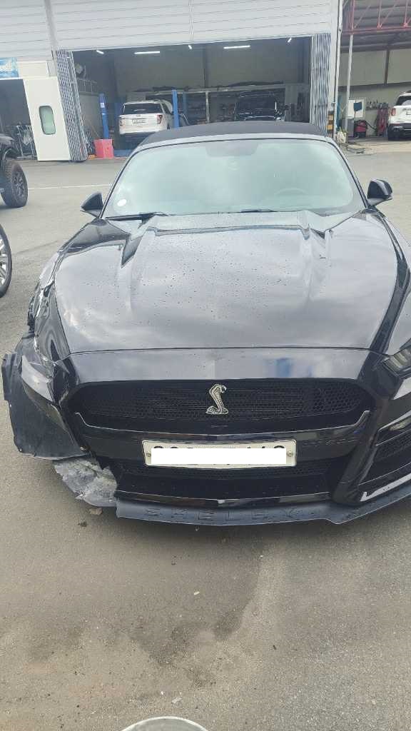 Mustang 2.3 Convertible
