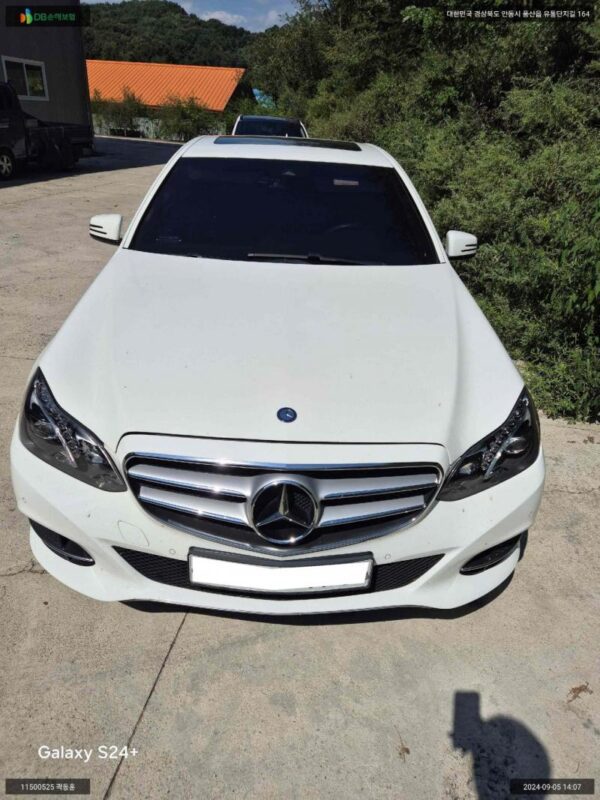 Benz E200 2015