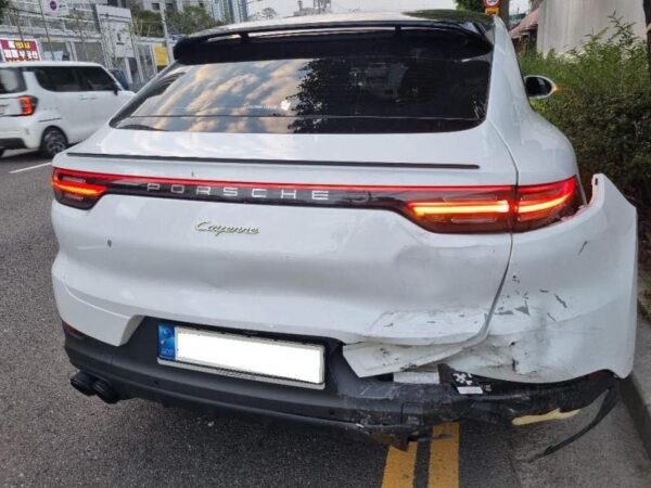 Porsche Cayenne E-Hybrid Coupe (5-seater)