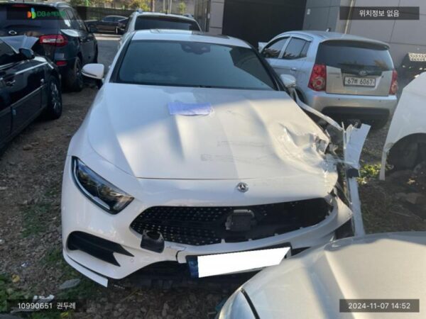 Benz / CLS450 4Matic