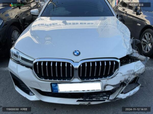 BMW 520i