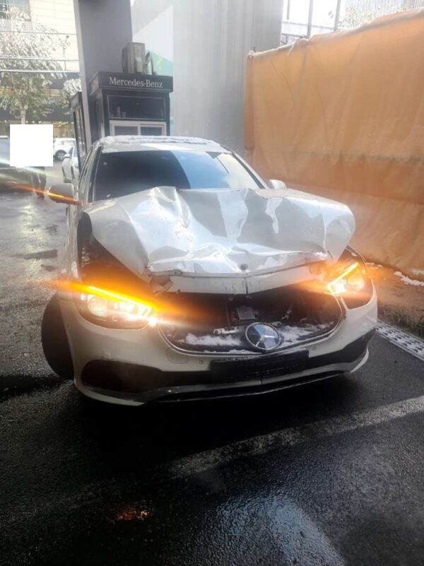MercedesBenz E350 4MATIC