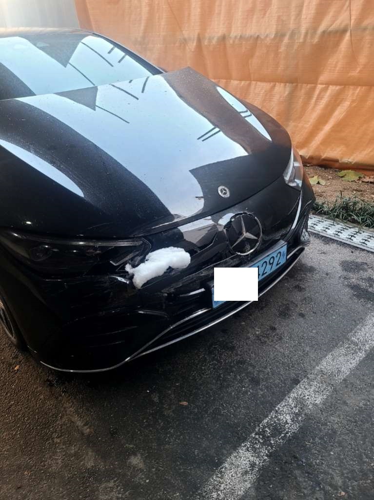 Mercedes-Benz EQE 350 + — photo 1 of 5