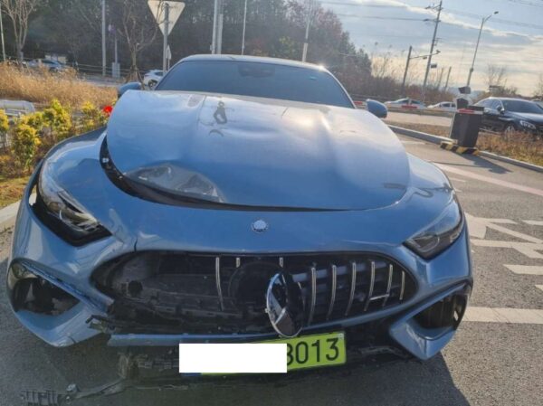 MercedesAMG SL 63 4MATIC +