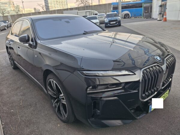 BMW 750e xDrive