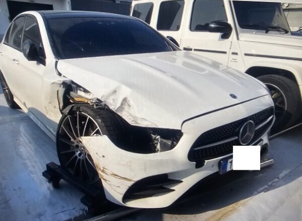 Mercedes-Benz E350 4MATIC