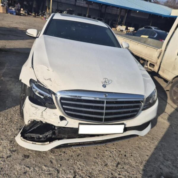 Benz – E220d 4MATIC