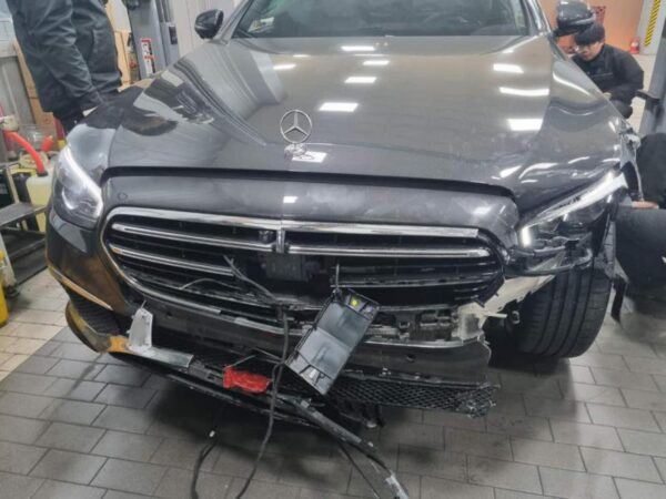 Benz E 350 4Matic model 2023