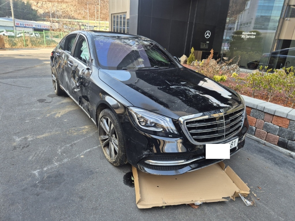 Mercedes-Benz S400 d 4Matic L — photo 1 of 5