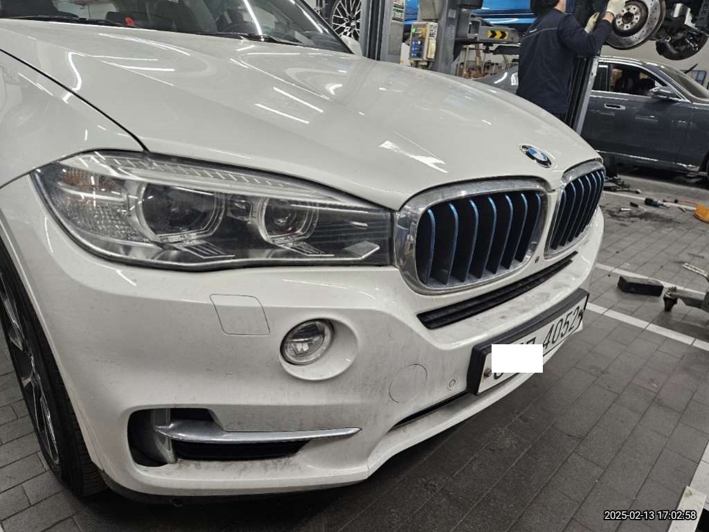 BMW X5 xDrive40e iPerformance — photo 1 of 4