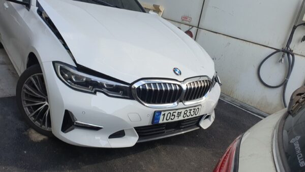 BMW 320i