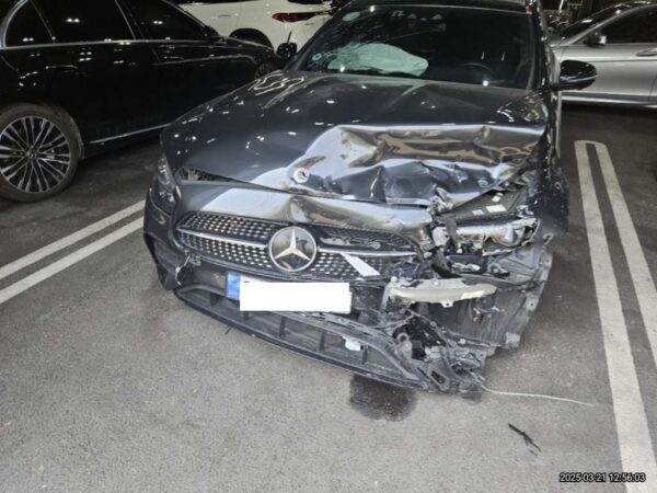 Mercedes-Benz E350 4MATIC