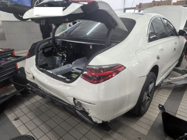 Mercedes-Benz S400 d