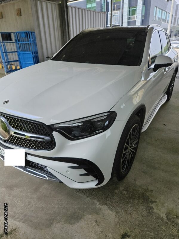 Mercedes-Benz GLC300 4MATIC