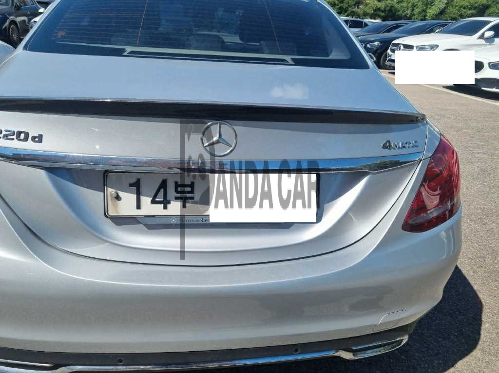 Mercedes-Benz C220 d 4Matic — photo 1 of 5