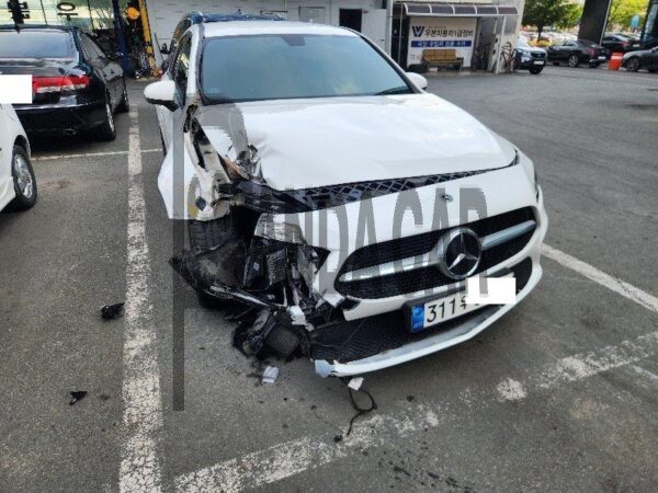 MercedesBenz A220 Sedan