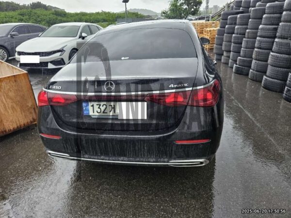 Mercedes-Benz E 450 4MATIC