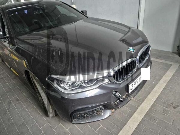 BMW 530i