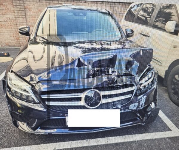 Mercedes-Benz C200