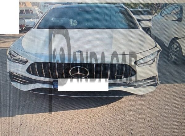 Mercedes-AMG GLA45 4MATIC +