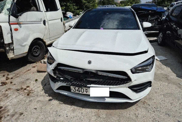 Mercedes-Benz CLA250 4MATIC