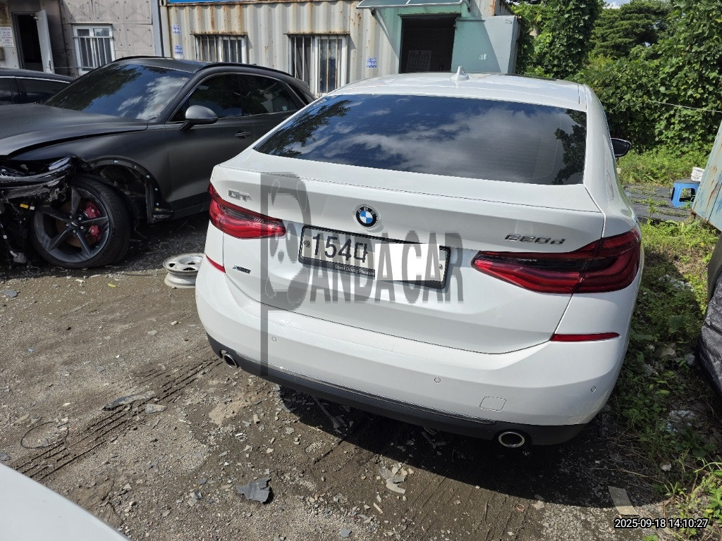 BMW 620d xDrive Luxury - Panda Car