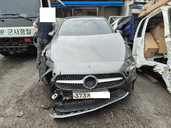 Mercedes-Benz A220 Sedan