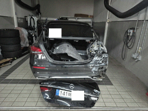 MercedesBenz E350 4MATIC