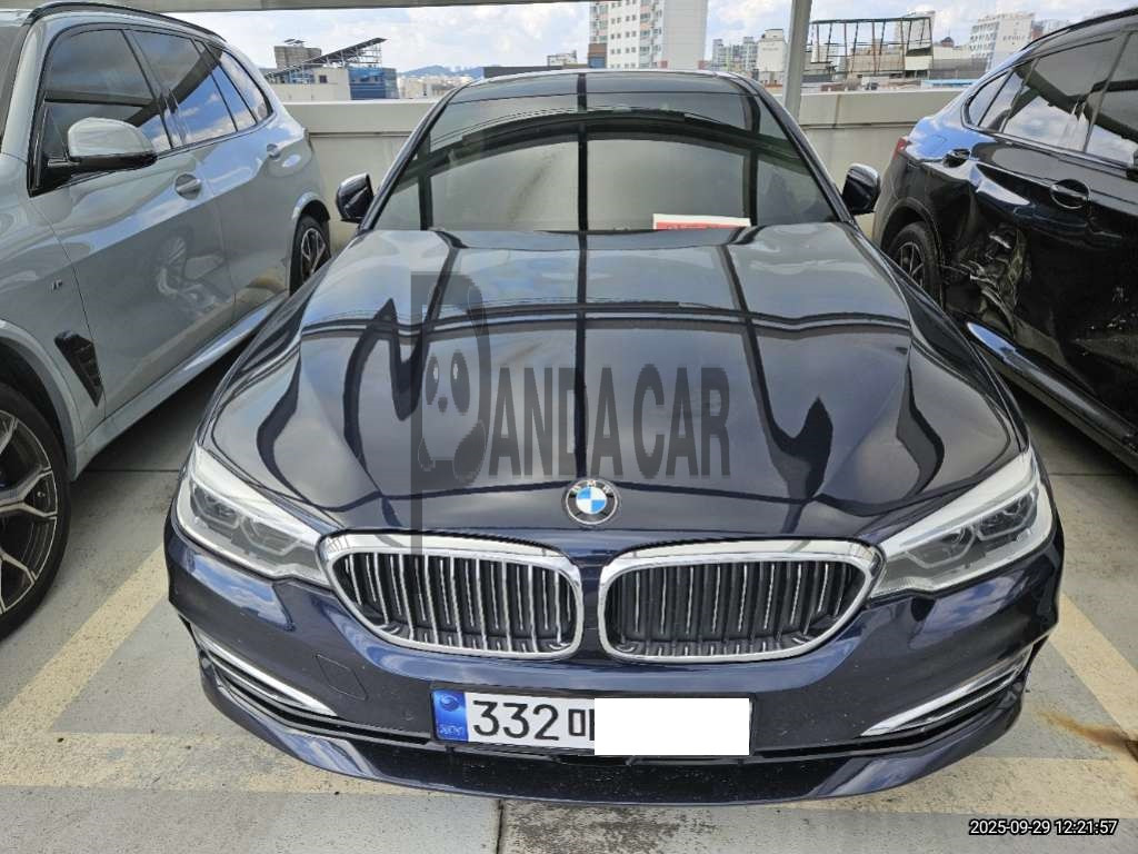BMW 520d — photo 1 of 5