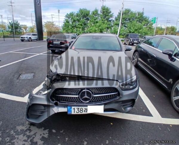 Mercedes-Benz E350 4MATIC