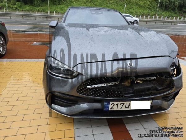 Mercedes-Benz C300 4MATIC