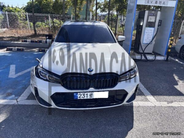BMW 320i