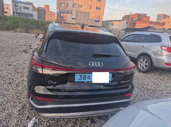Q4 40 etron