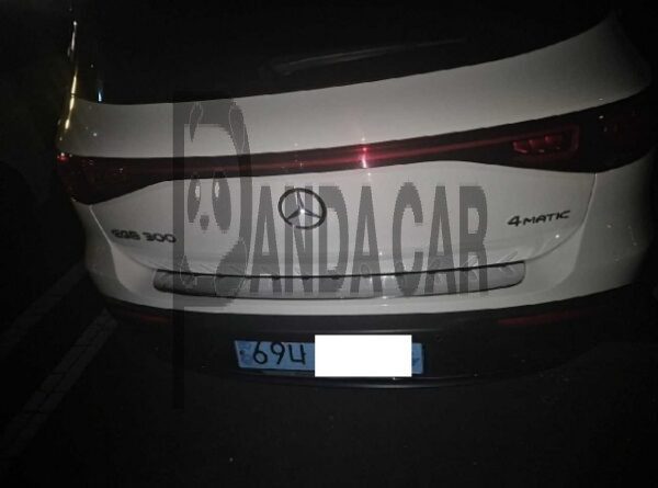 Mercedes-Benz EQB300 4MATIC