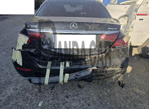 Mercedes-Benz E350 4MATIC