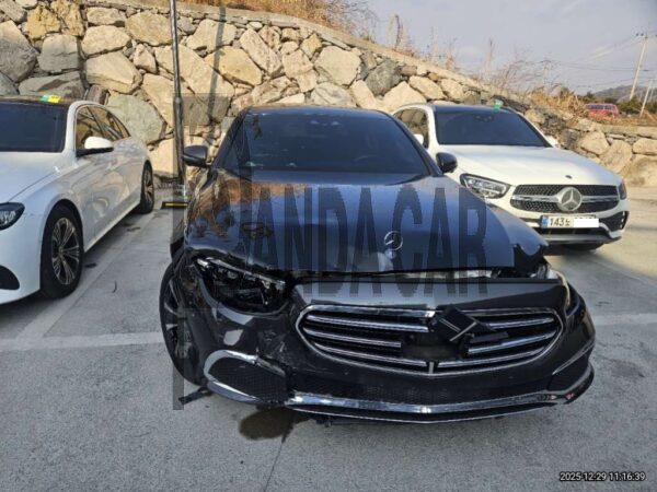 Mercedes-Benz E300 e 4MATIC