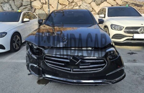 Mercedes-Benz E300 e 4MATIC