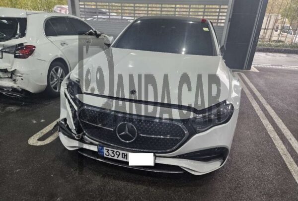 Mercedes-Benz E 300 4MATIC