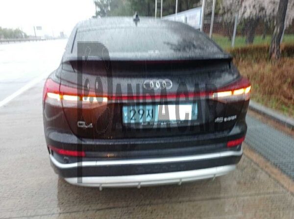 Q4 Sportback e-tron 40