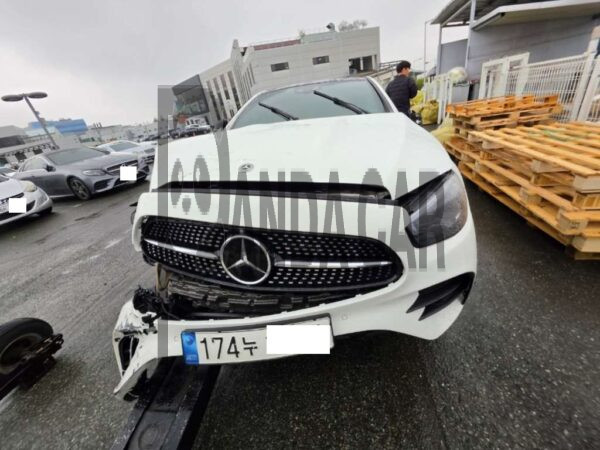 Mercedes-Benz E350 4MATIC