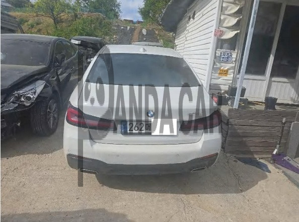 BMW 520i