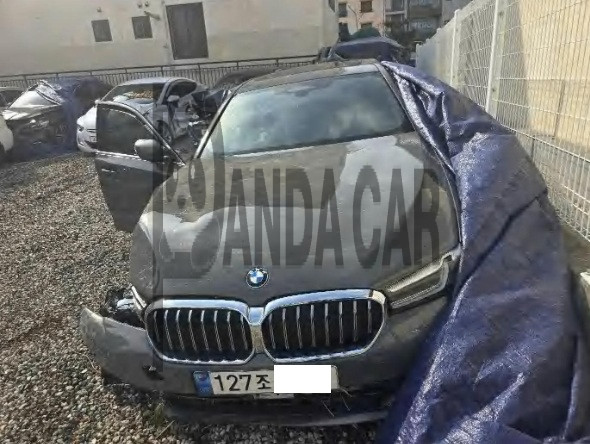 BMW 530i