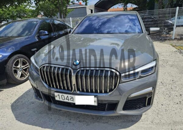 BMW M760Li xDrive